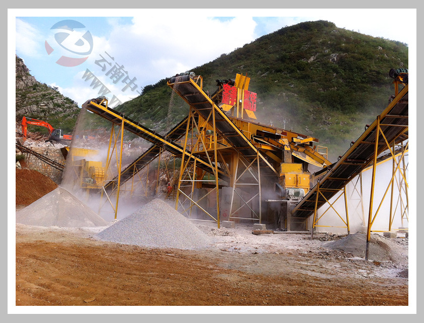 云南中天礦山機械設備制造,云南昆明鵝卵石、玄武巖、花崗巖、石灰巖鄂式破碎機,反擊式破碎機,二合一破碎機,制砂機,給料機,石料生產線,制砂生產線-日產2500-3500噸案例-圖片中心